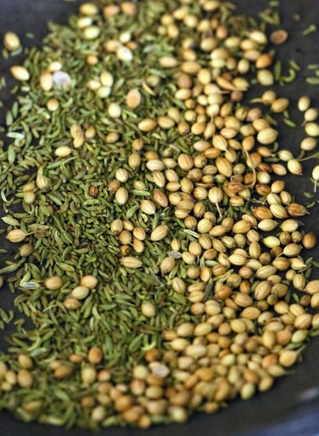 fennel and coriander seeds